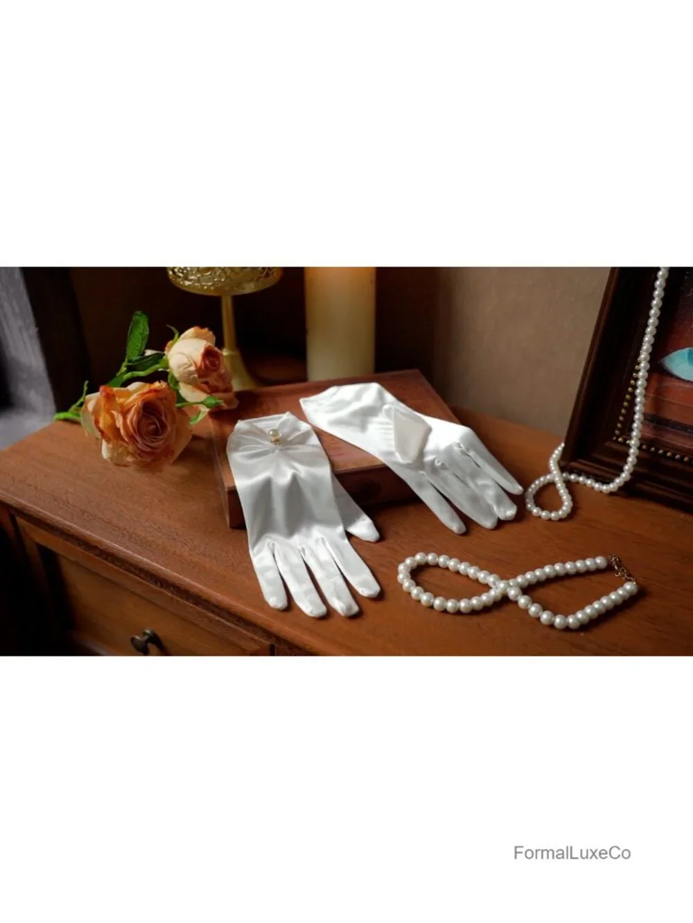 Elegant Satin Gloves with Pearls for Women - 1920s Flapper Party, Wedding,